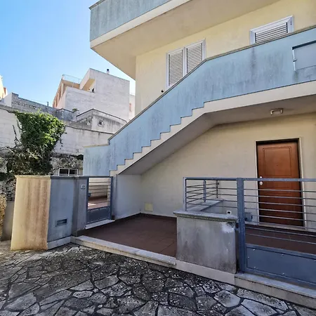 Casa Vacanze Elisa Апартаменты *